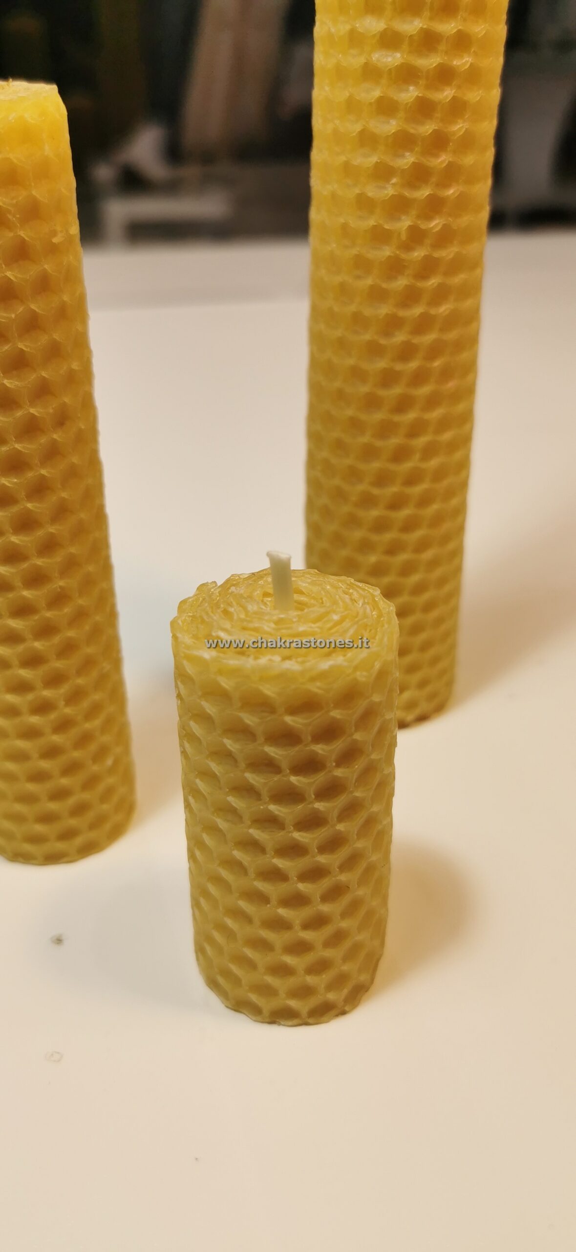 candela in cera d’api FOGLIO ALVEARE d3 x h6cm