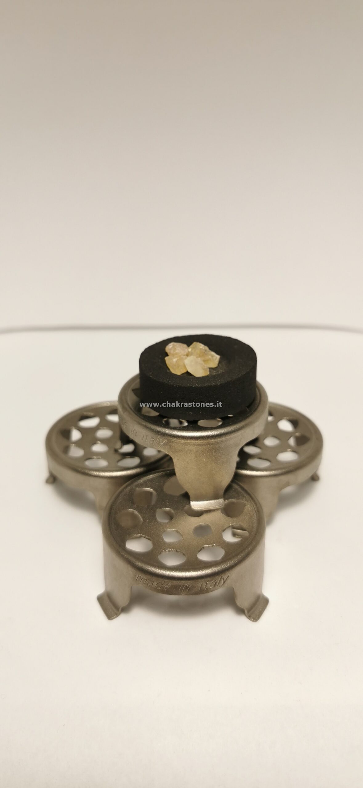 Braciere treppiede in acciaio x carboncini_2